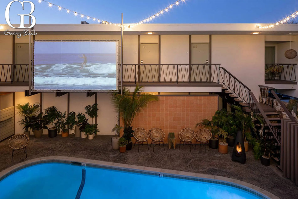 Poolside movies at the pearl
