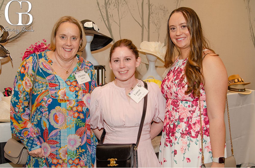 Christine and Lauren Juvelt with Diane Hardage