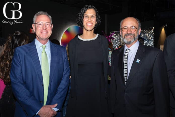 Isalys Quinones with Congressman Scott Peters and Fleet CEO Steve Snyder