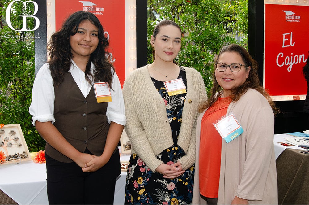 Denisse Saldana Yaxche Morales and Tomasa Mauricio