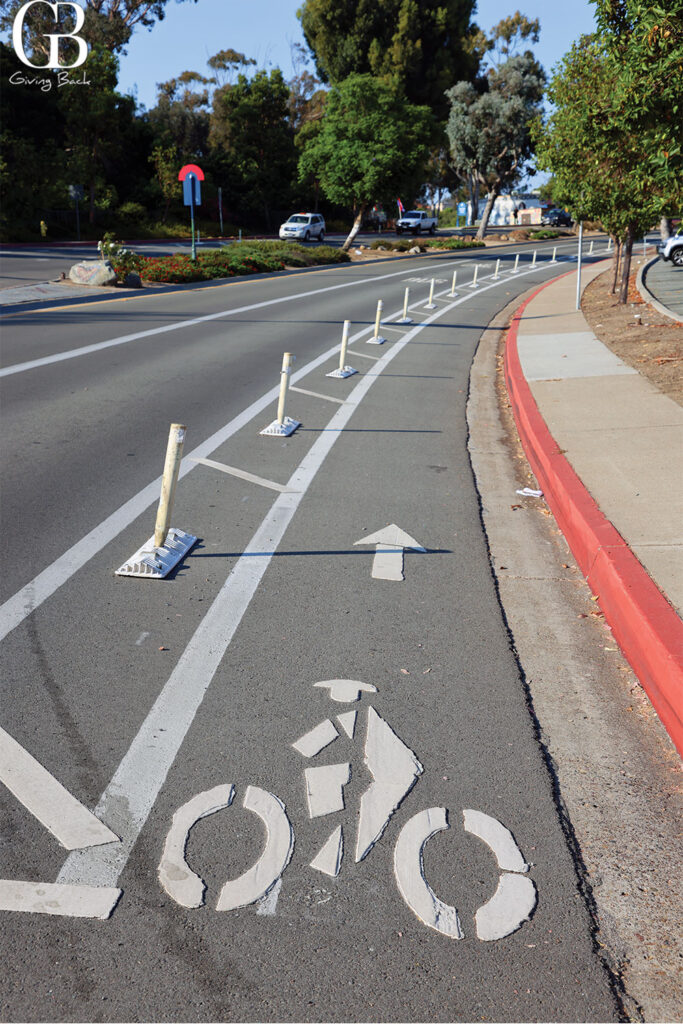Parking spaces lost to an unused bike lane on Park Boulevard
