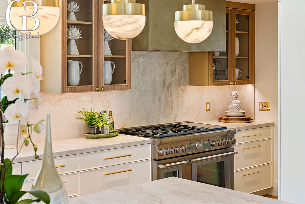 Casitas at the Inn at Rancho Santa Fe represented by Appleby Family Group