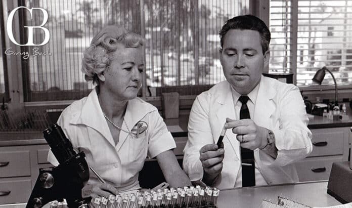 Lab Staff at the original San Diego Blood Bank location on Upas Street