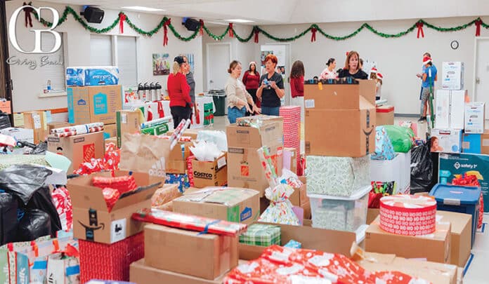Lifeline Community Services’ Adopt-a-Family Program