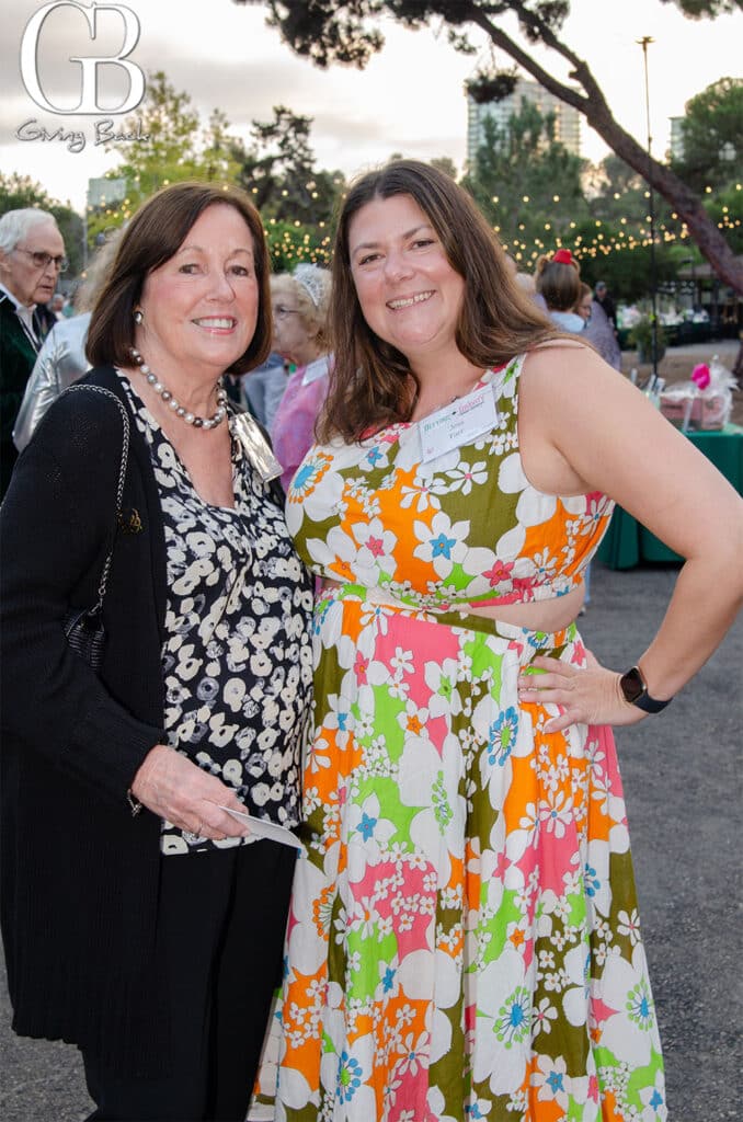 Pam and Jessica Farr