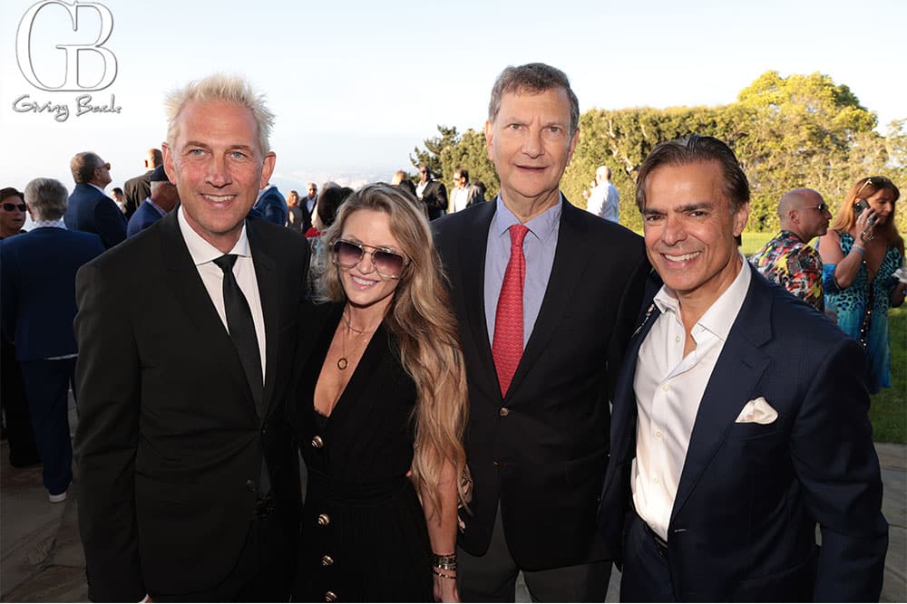 Don and Kirsten Hansen Robert Perlmutter and Vahid Moradi