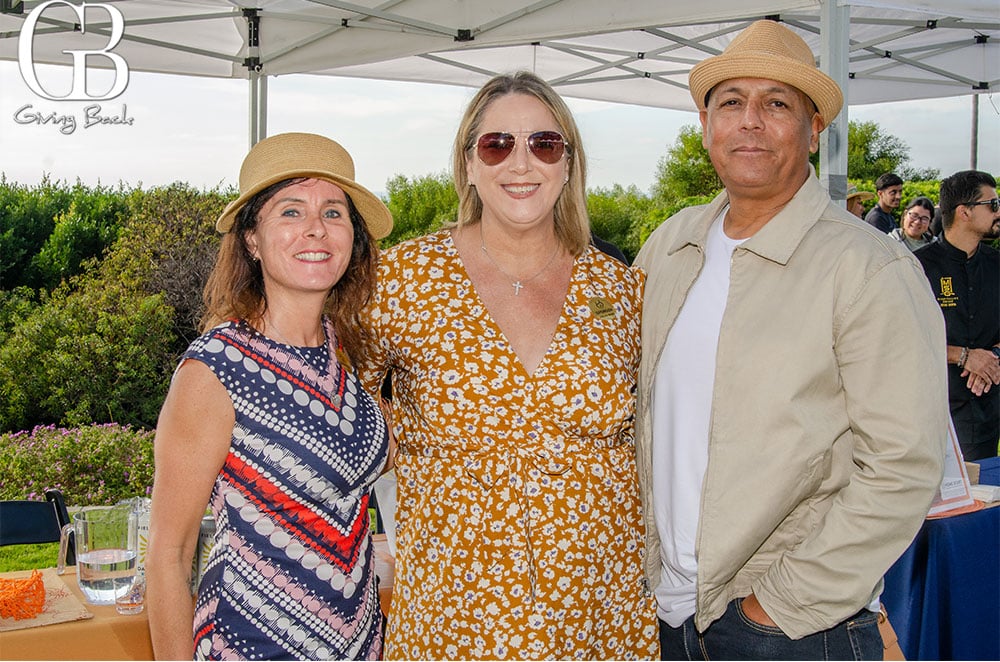 Elizabeth Whittaker Shelley Lilly and Juan Estrada
