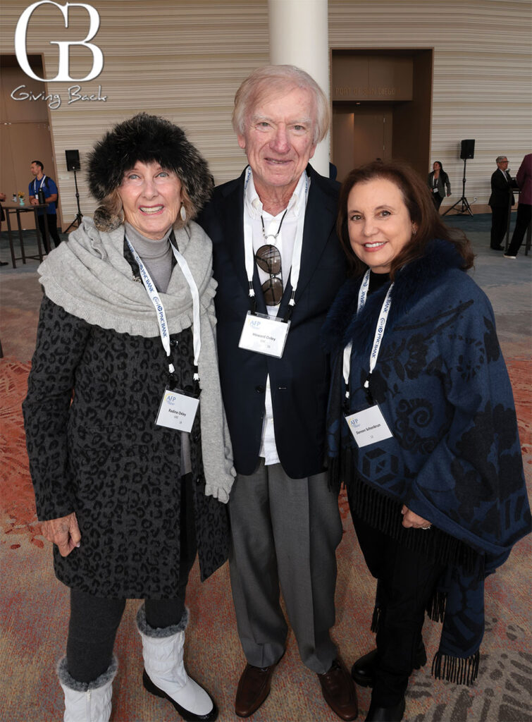 Sally and Howard Oxley with Doreen Shonbrun