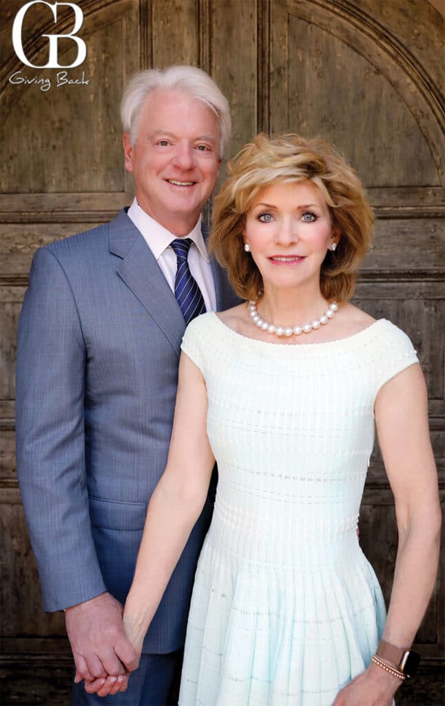 Bill and Susan Hoehn receiving the Peggy Matthews Legacy Award