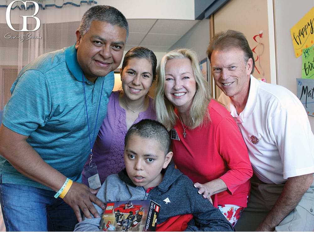 Matias and his family with the Thorps