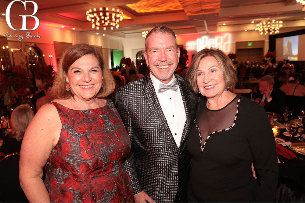 Linda Spuck with John and Karen Hayes